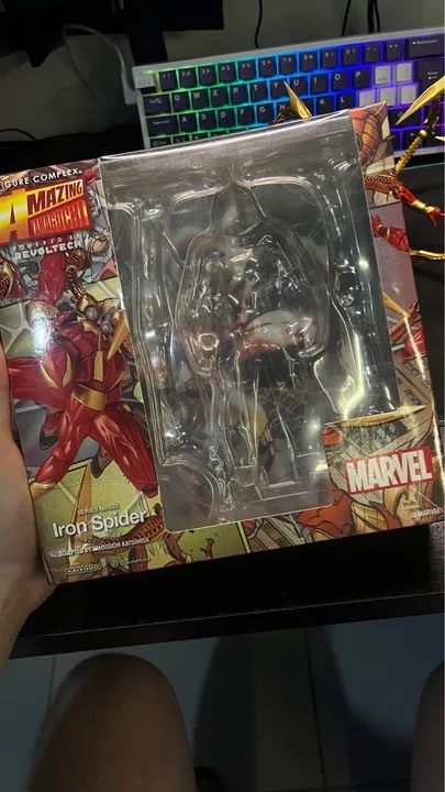 Iron spider revoltech - Foto 3