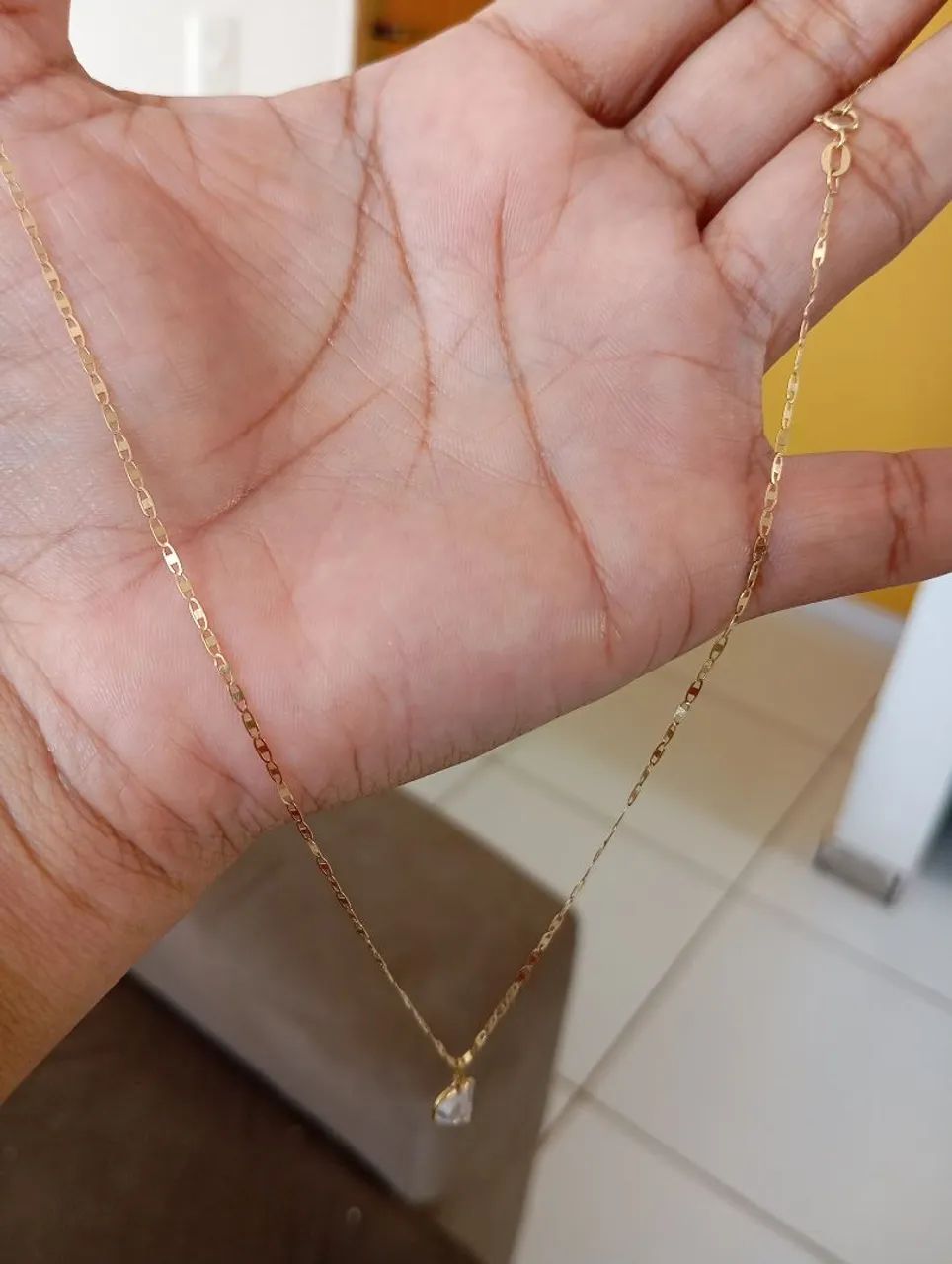 Colar de Ouro 18k com Pingente de Diamante