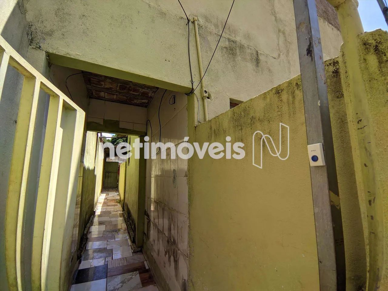 Terreno com 1.000 m²; e 8 barracões de aluguel - Foto 5
