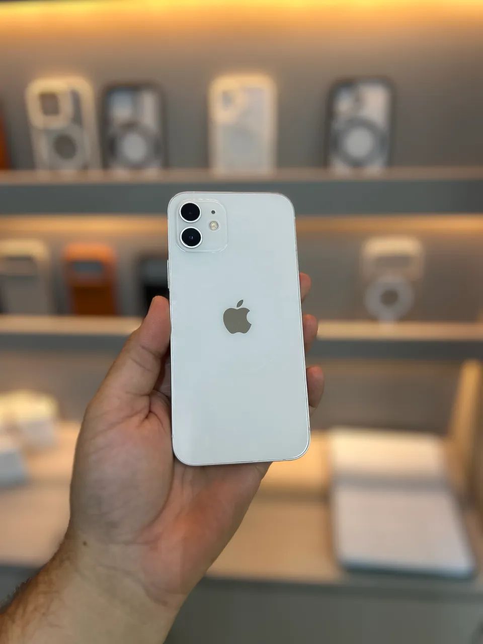 IPHONE 12 128GB NOVÍSSIMO E PERFEITO FUNCIONAMENTO - Celulares e