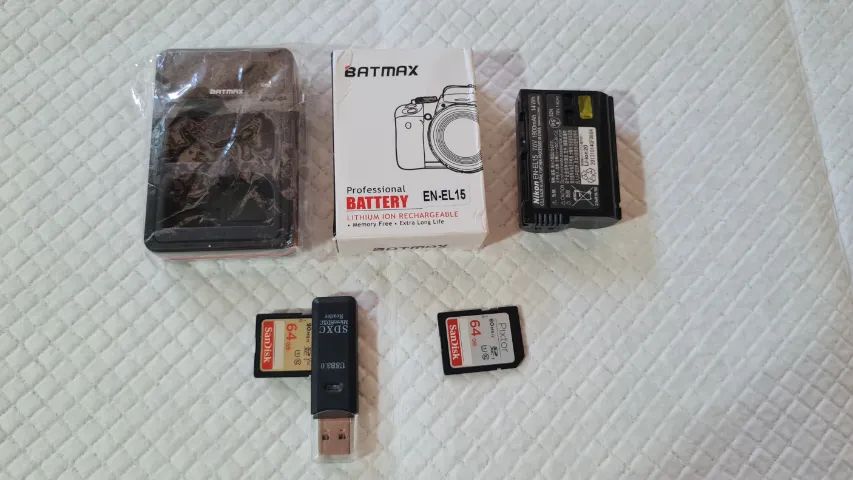 Câmera DSLR Nikon D7000 com lente Sigma 18-250mm F/3.5-6.3 HSM - Foto 2