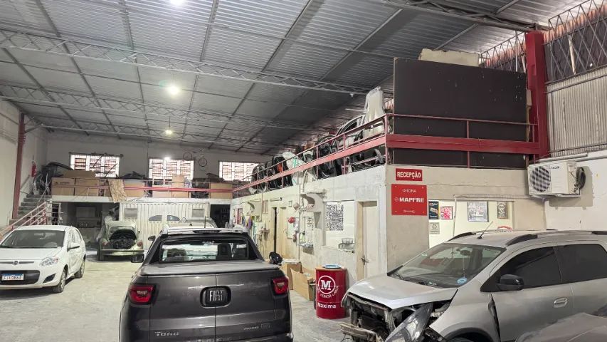 Oficina de funilaria e pintura completa, operando com equipe e clientela ativa - Foto 4