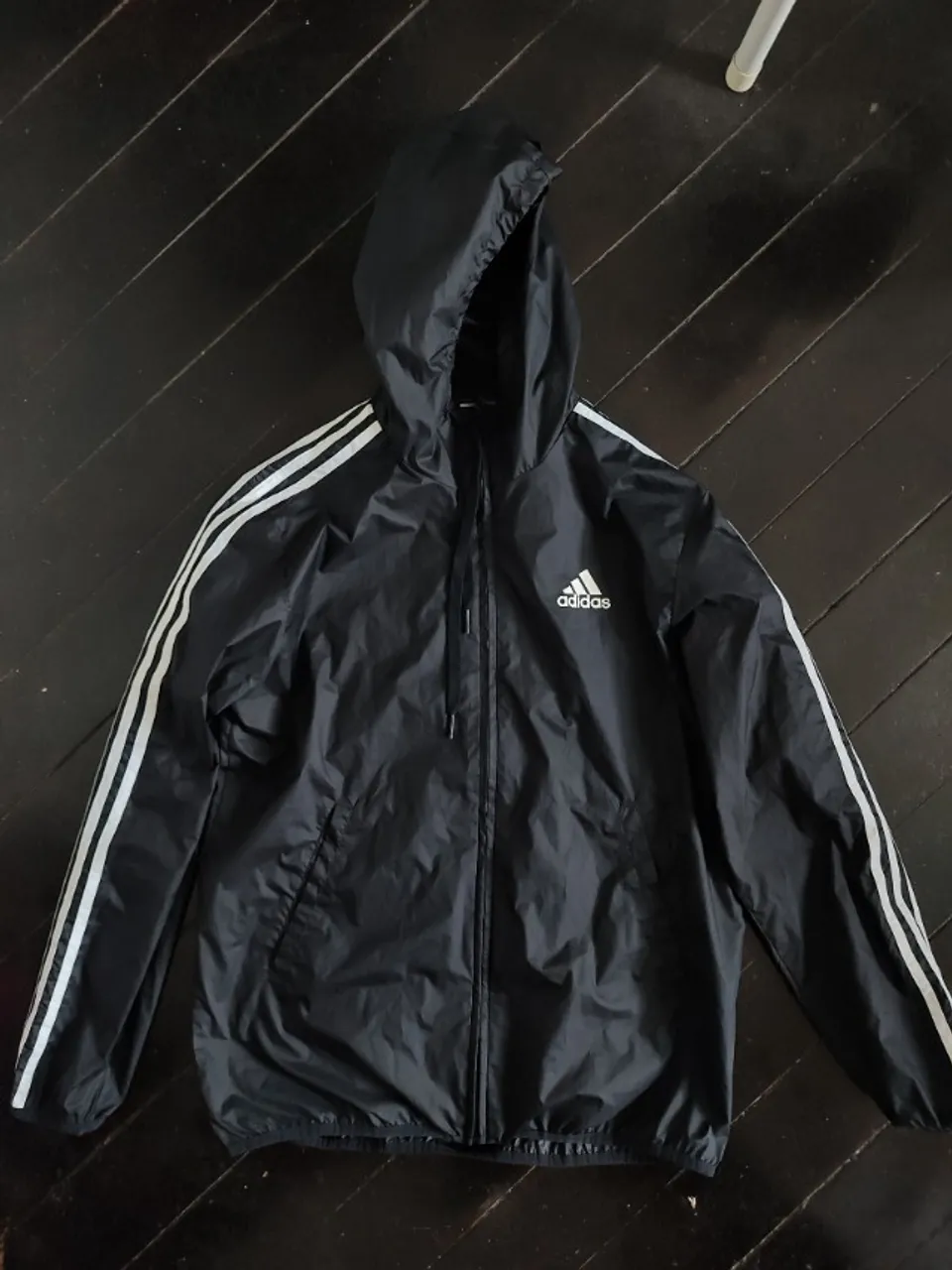 Corta vento Adidas otimo estado