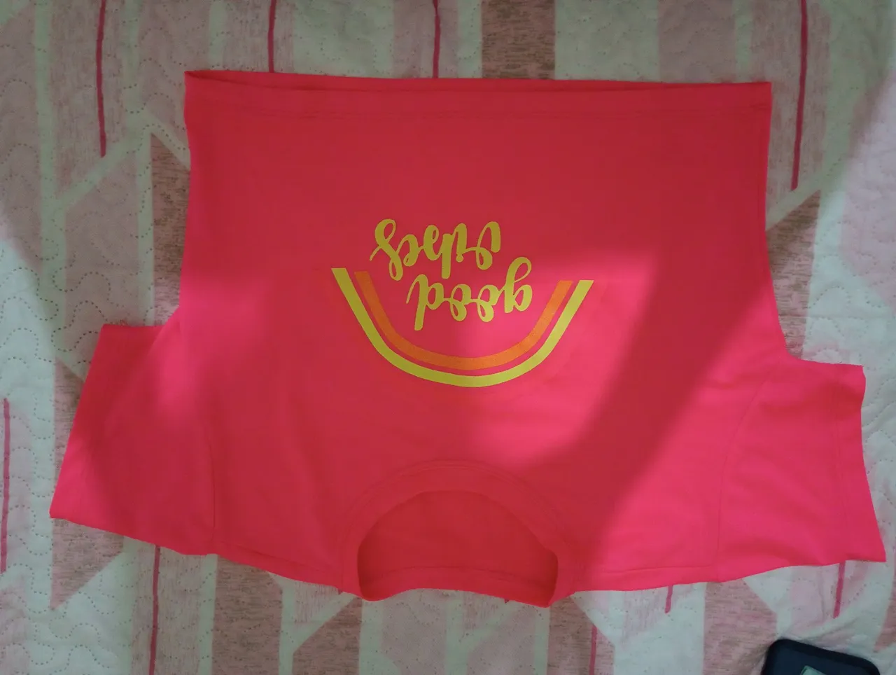 Camiseta Good Vibes Neon