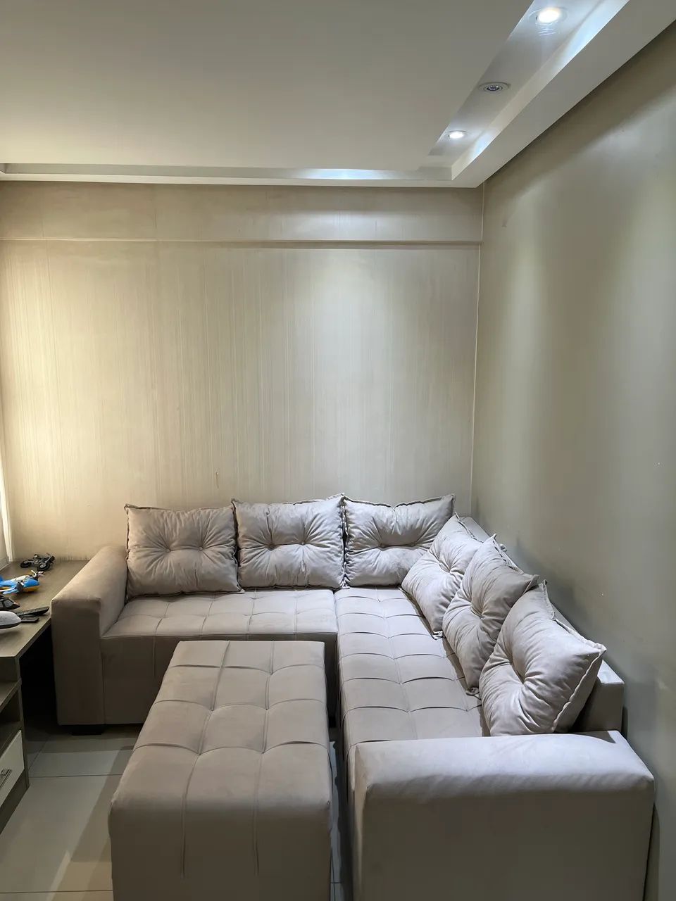 ELEGANT SOFA