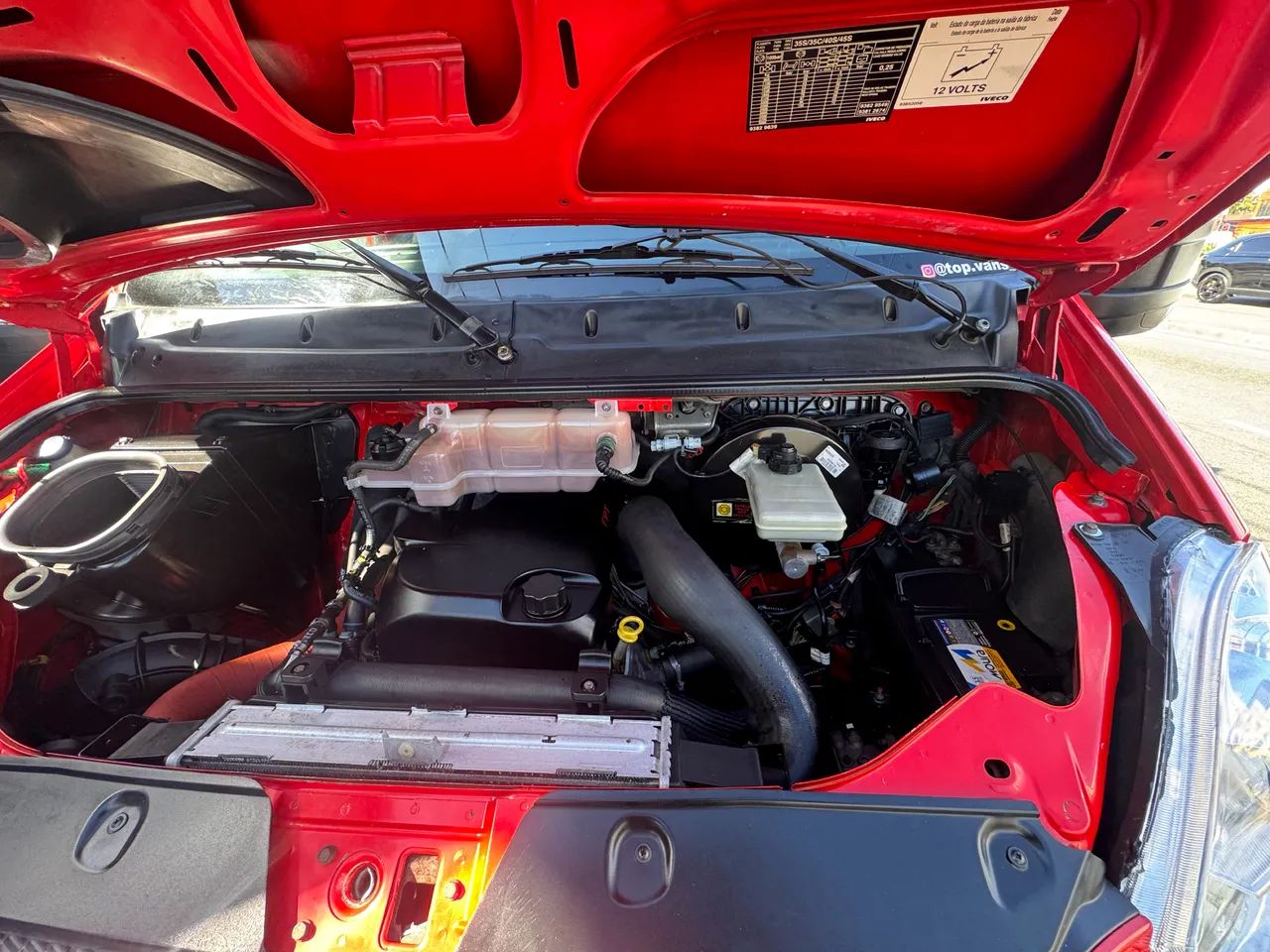 Iveco Daily 35s14 2011 novíssima - Foto 2