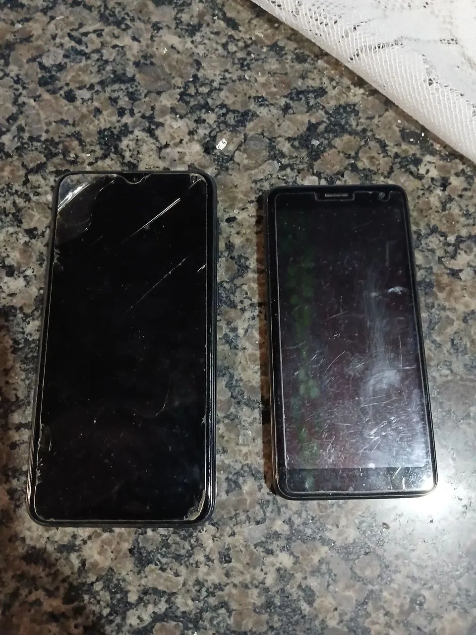 Celular pra tirar peças 
