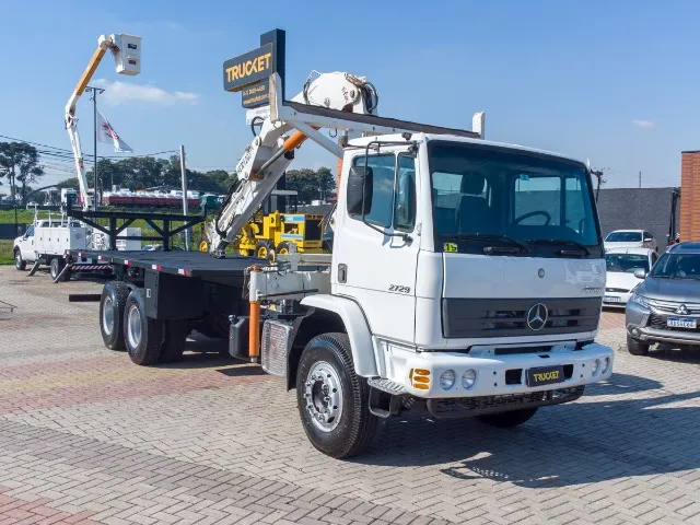 Mercedes-Benz Atron 2729 - 6X4 - 2016 - Manual - Munck Hyva HBR120