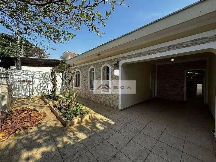 Casa à venda no Jd. Dom Nery em Campinas/SP