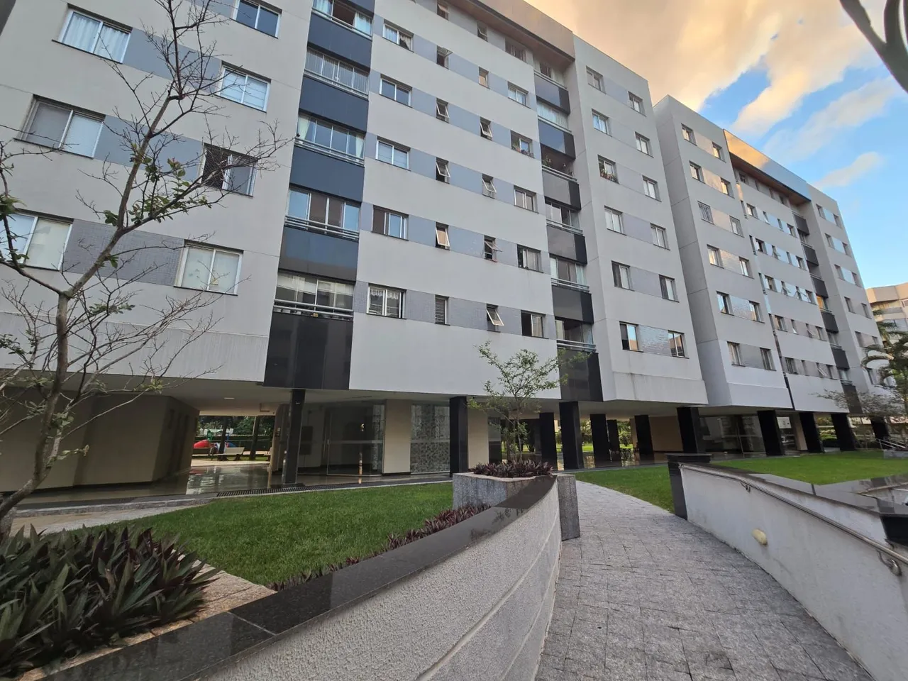 ÓTIMA OPORTUNIDADE, ALUGUEL 3 QUARTOS, 304 SUDOESTE