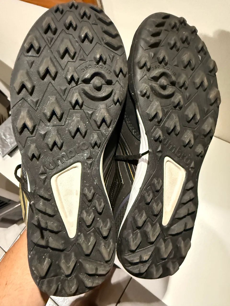 Chuteira Society UMBRO BUMP 41 - Foto 4