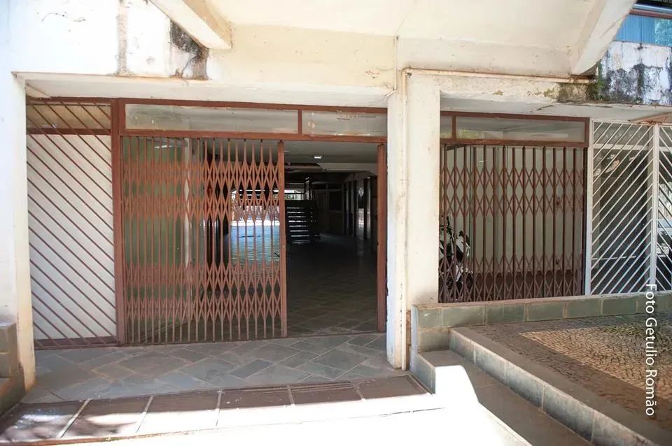 Subsolo aflorado ao lado do Setor Hospitalar Norte - Foto 3