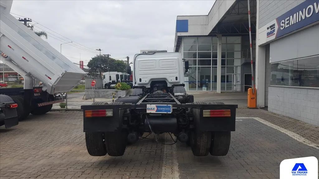 MBENZ ATEGO 3030 8X2 CAB EST CHASSI 2019/2020 - Foto 6