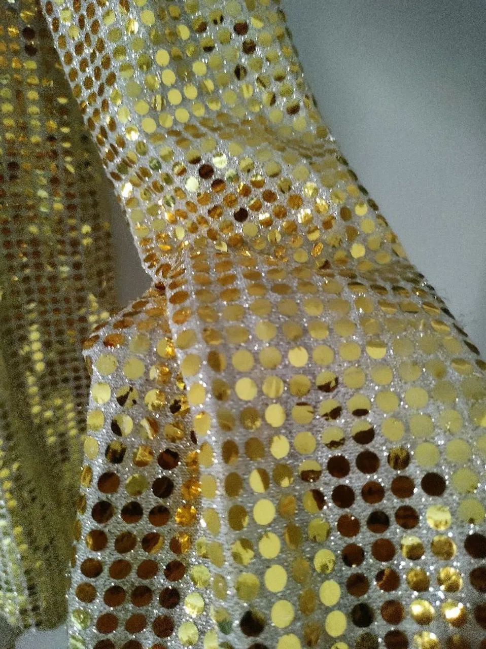Casaco paetê dourado  - Foto 2