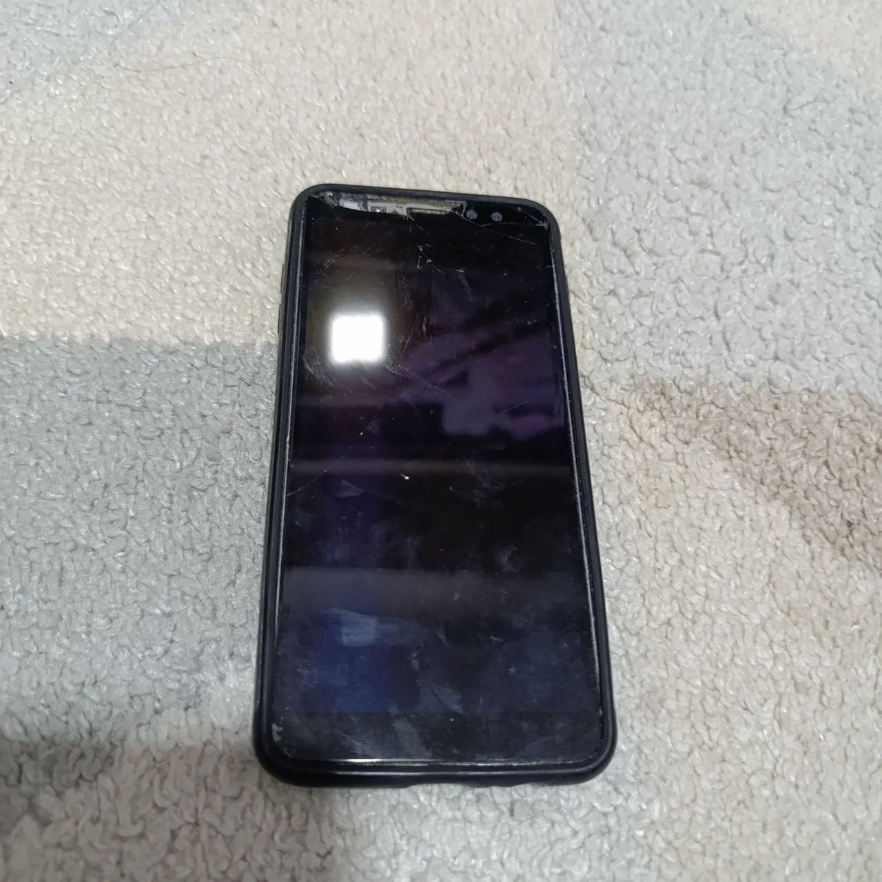 Samsung Galaxy A08 quebrado