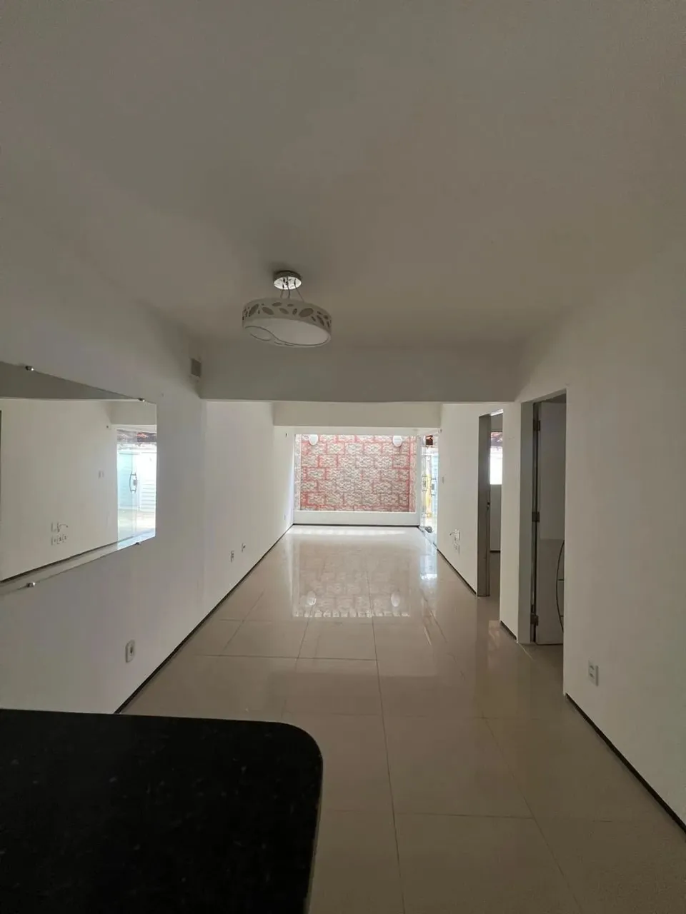 Imóvel para aluguel possui 145 metros quadrados com 3 quartos em Vivendas do Turu - São Lu