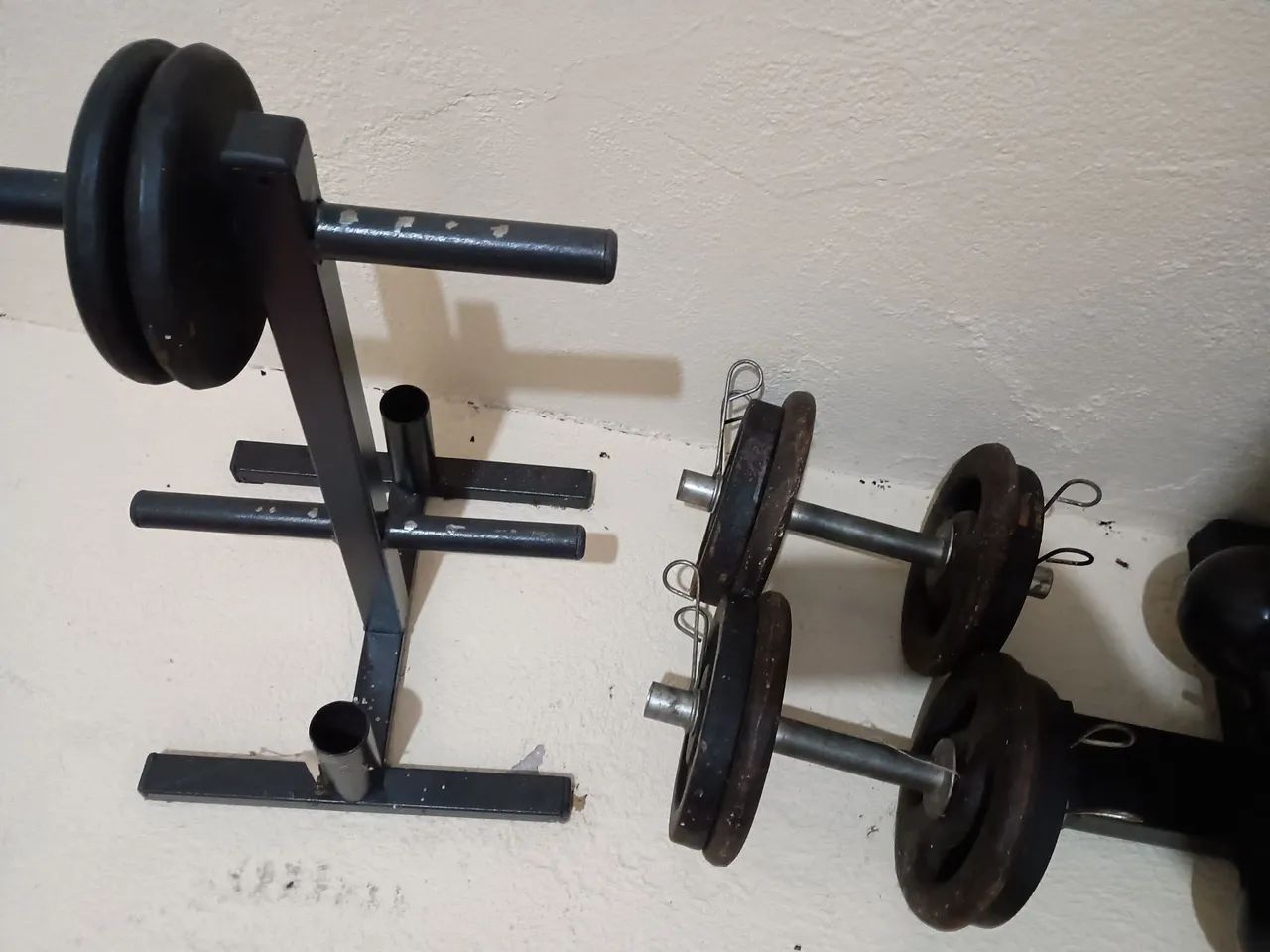 Suporte para Barra e Halteres - Foto 4