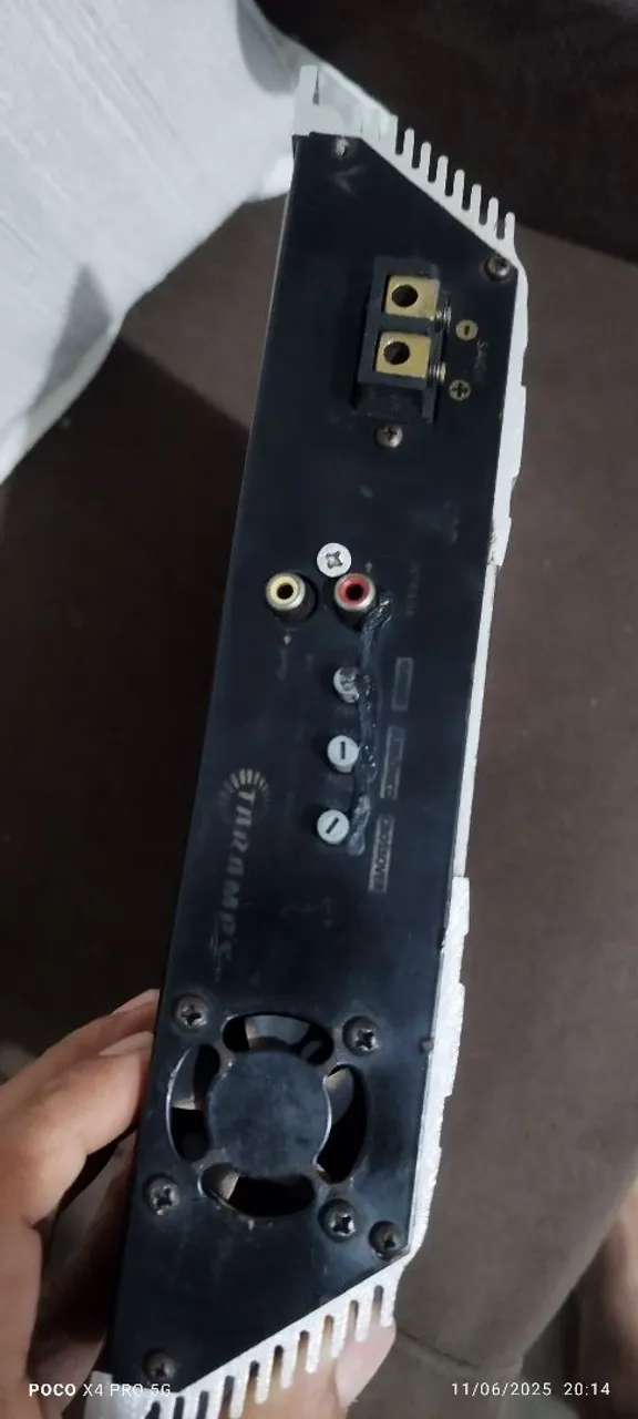 Amplificador Taramps 3500 rms