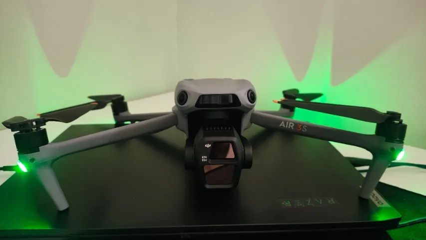 Drone Dji Air 3s Rc-n3 (sem Tela) Fly More Combo homologado - Foto 2