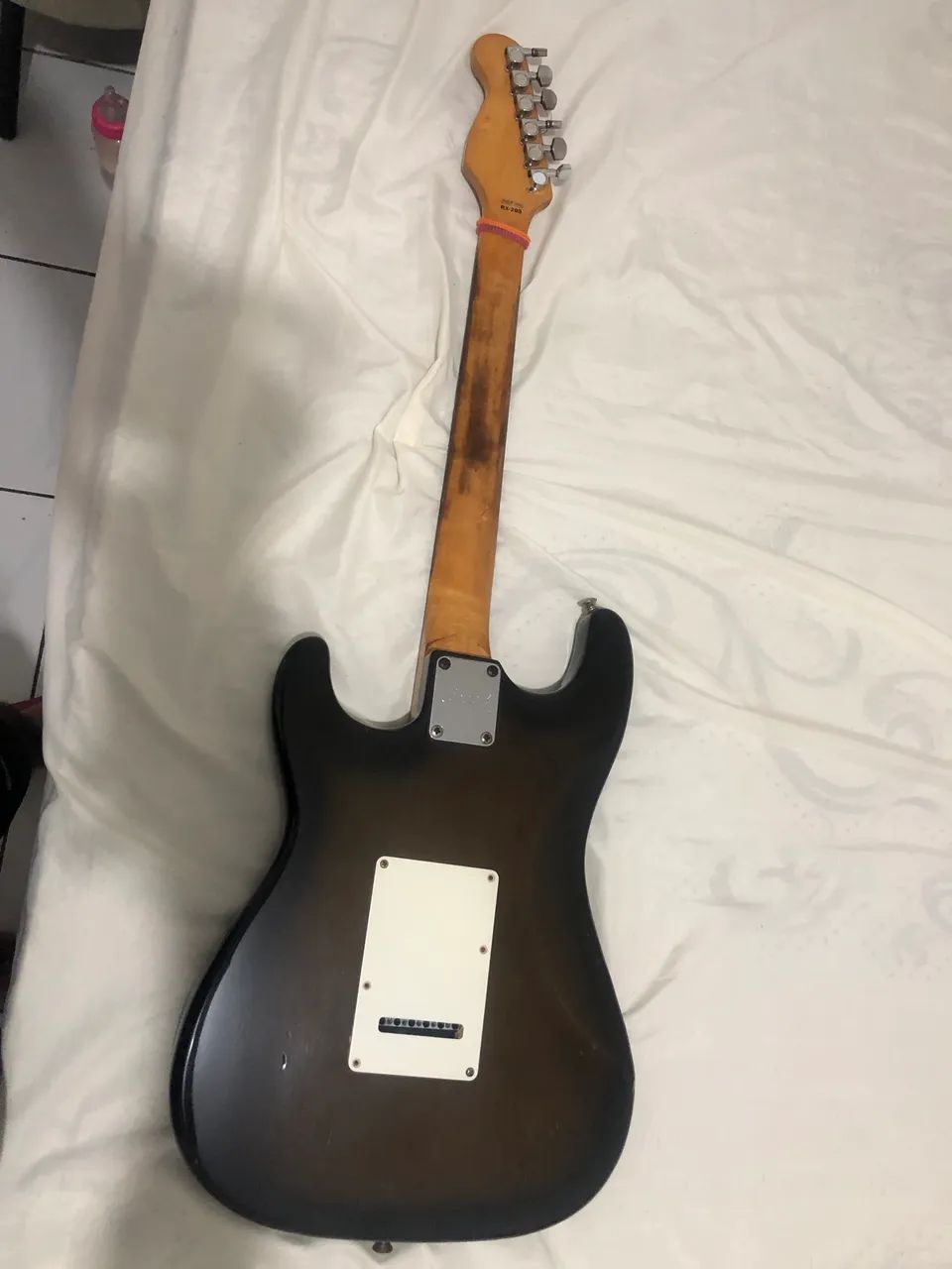 Guitarra 64961611913217121