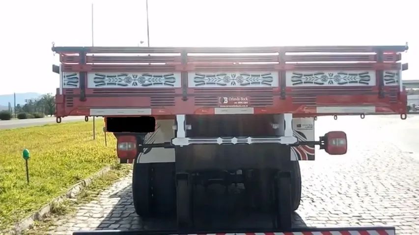 vw 24250 carroceria - Foto 3