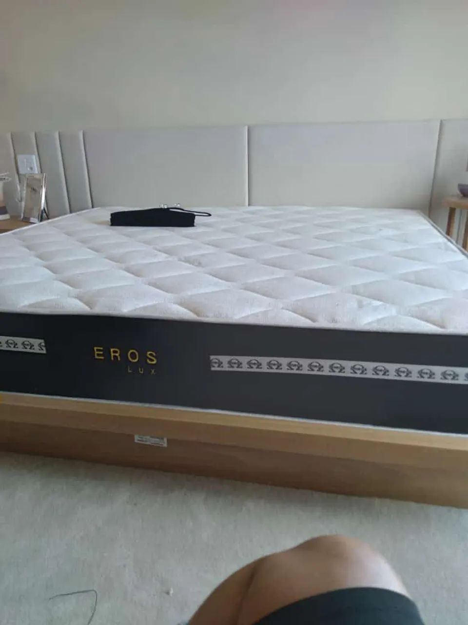 Cama Super King com colchão Eros ortopédico