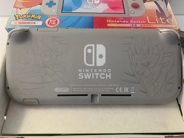 Nintendo Switch Lite ソード&シールドver Amazon.co.jp: Nintendo Switch Lite ザシアン・ザマゼンタ : ゲーム