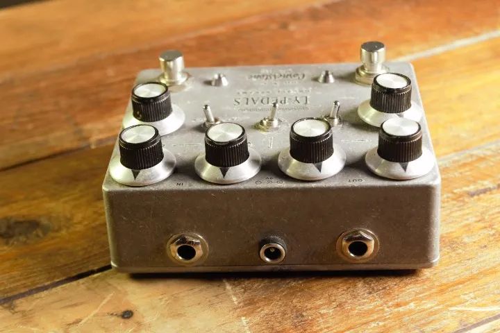 Pedal clone do Cornestone Gladio Double Preamp - Foto 2