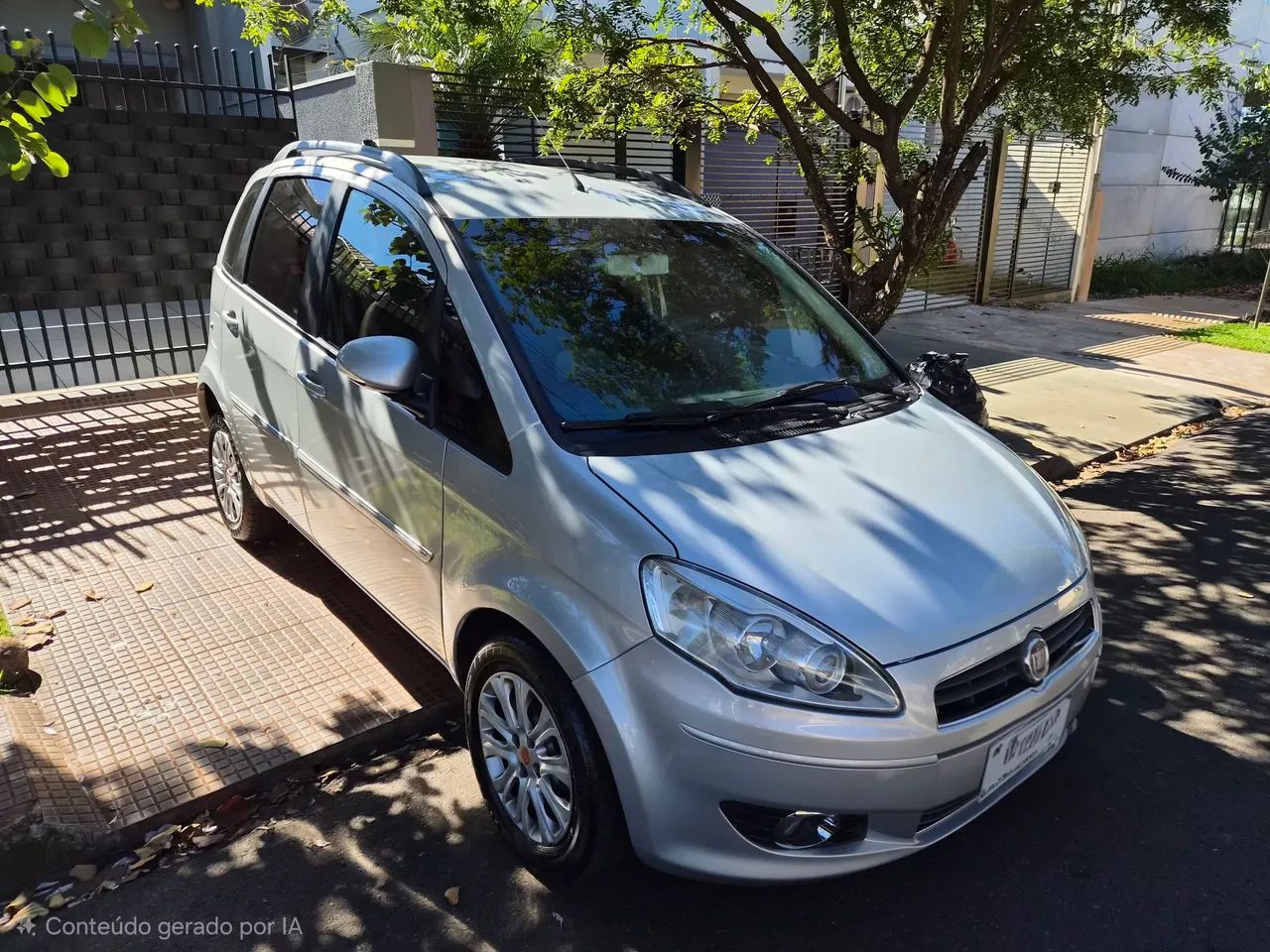 Fiat Idea Attractive 1.4 Fire Flex 8V 5P 2012 - Foto 5