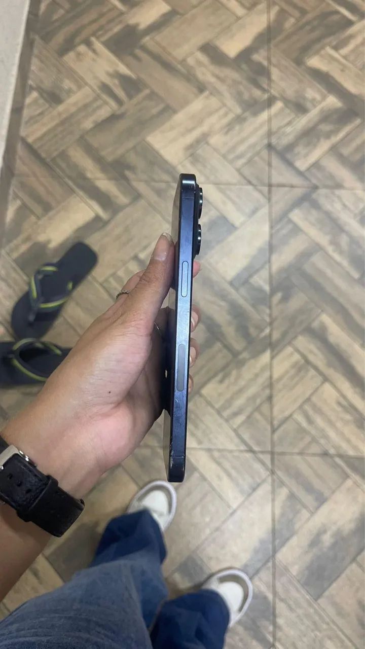 iPhone 15  - Foto 5