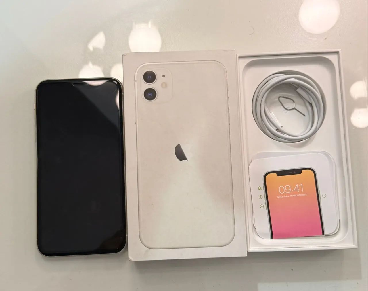 iPhone 11 64GB branco (todo original) nunca foi aberto - Foto 4
