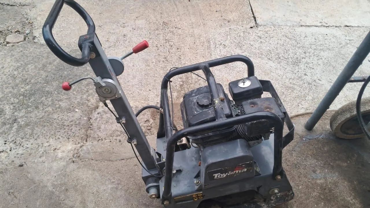 Placa Vibratória Toyama 196cc