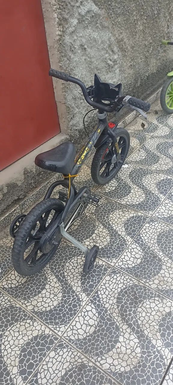 Bicicleta infantil batman - Foto 2