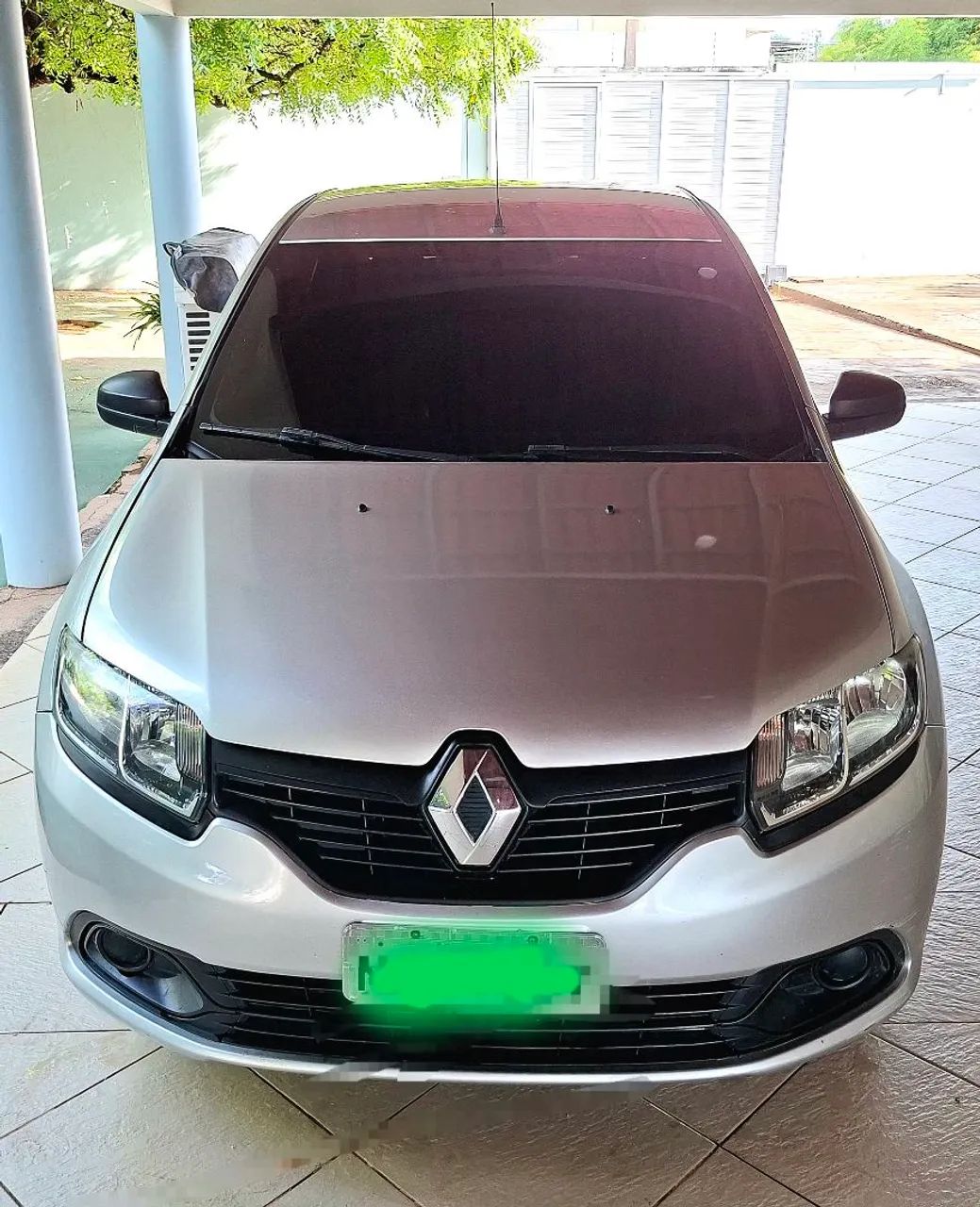 Renault Logan Authentique Hi-flex 1.0 16V 4P 2016