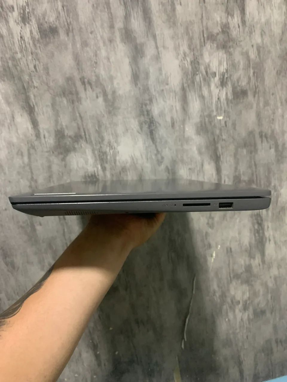 Lenovo IdeaPad 3 15ALC6 - Foto 5