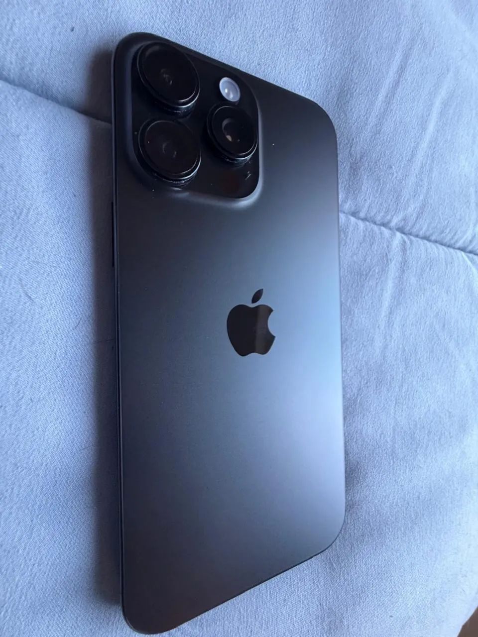 iPhone 16 pro max zerado bateria 96%
