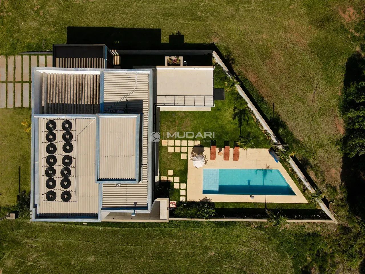 Imóvel para venda com 250 metros quadrados com 5 quartos - Foto 3