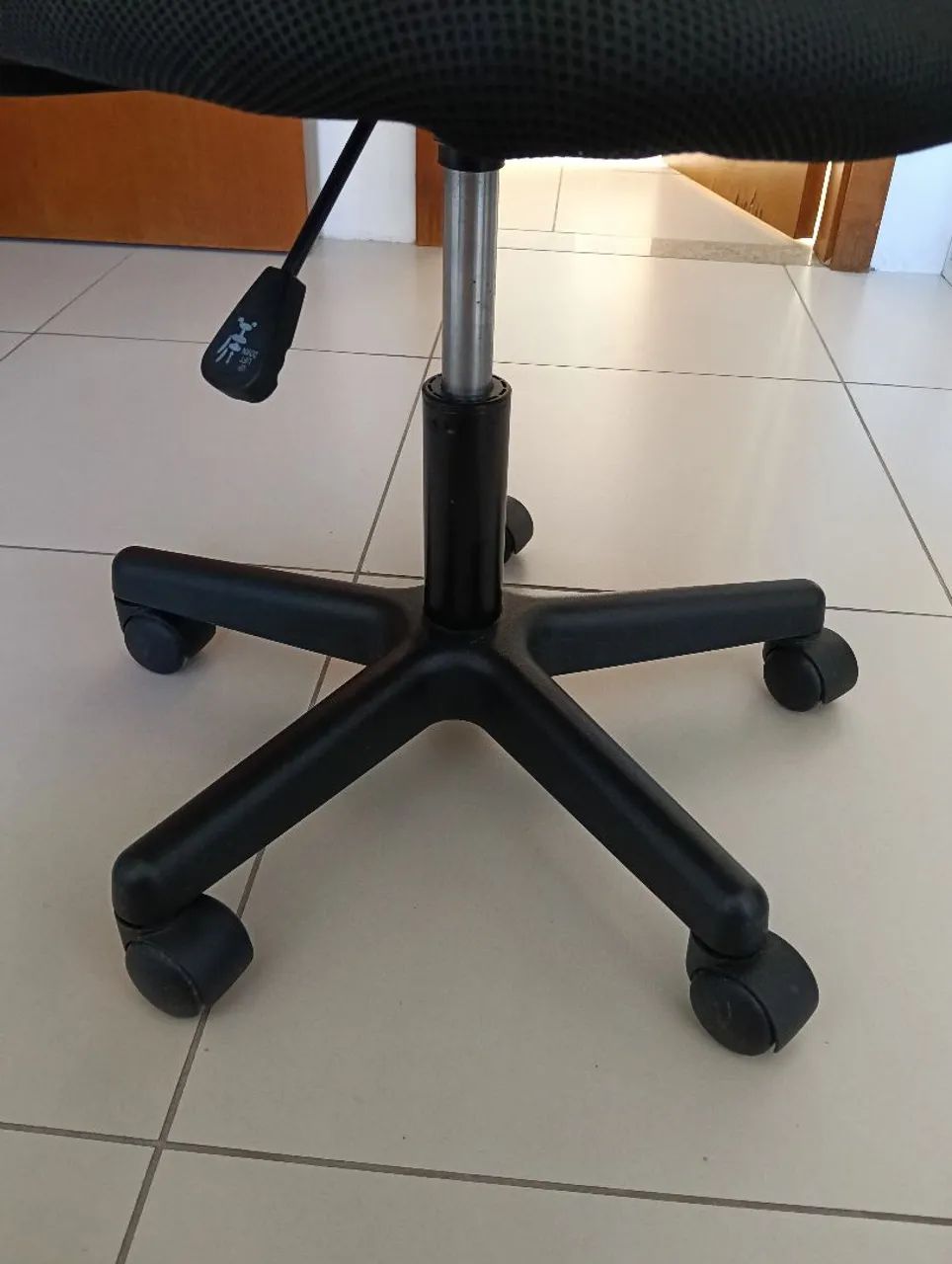 Cadeira giratória de escritório  - Foto 2