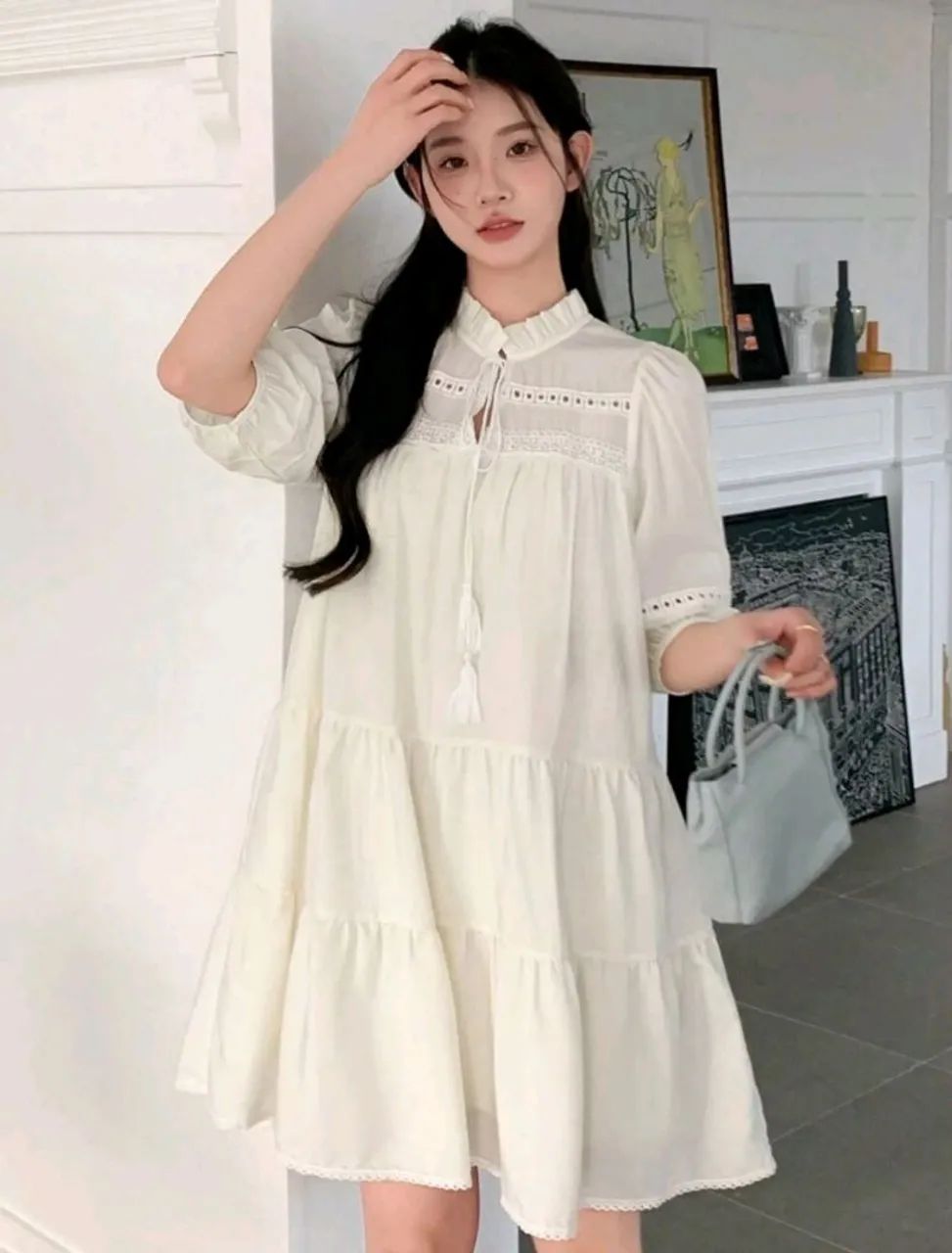 Vestido Soltinho Estilo Dazy Creme com Babados 125 Reais