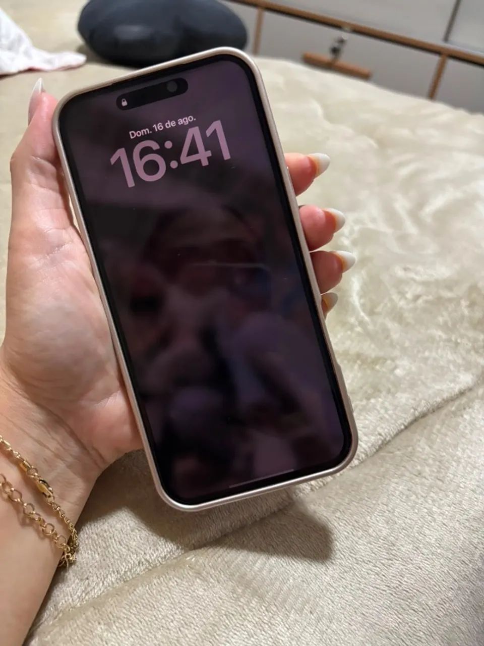 iPhone 17 pro Max - 2 meses de uso  - Foto 2