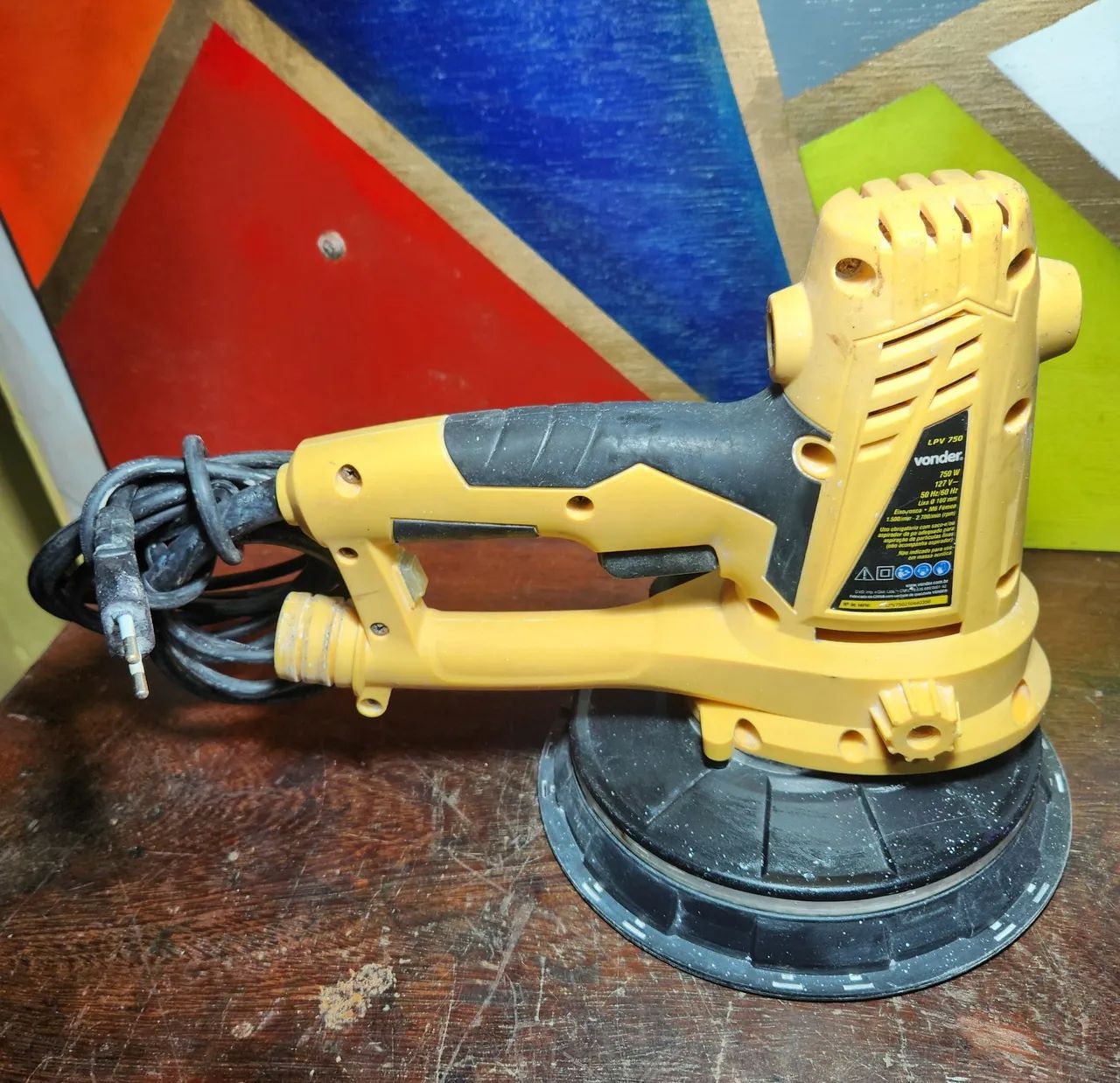 Lixadeira de parede VONDER LPV 750