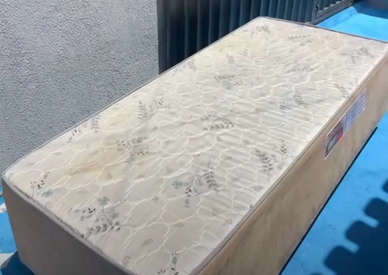 Vendo cama solteiro 