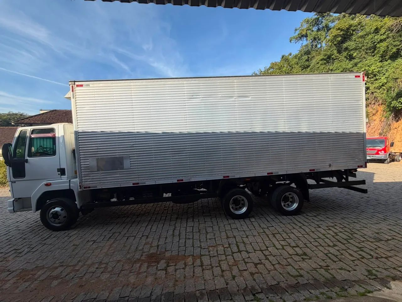 FORD CARGO 1119 TRUCK BAÚ 7,2M - Foto 7