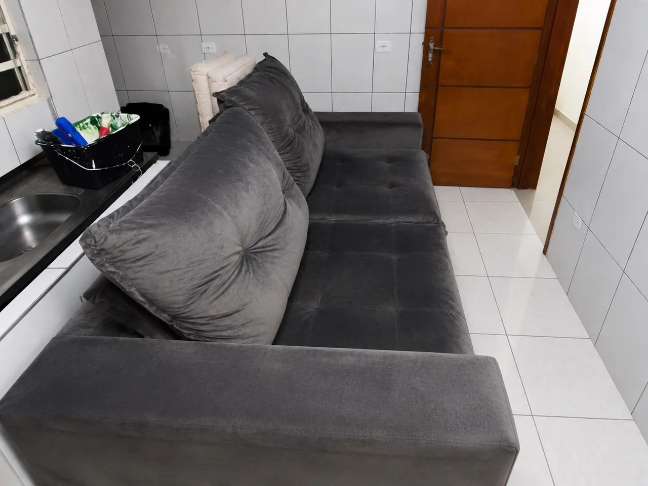 Sofá retrátil 2,5 metros - Foto 2
