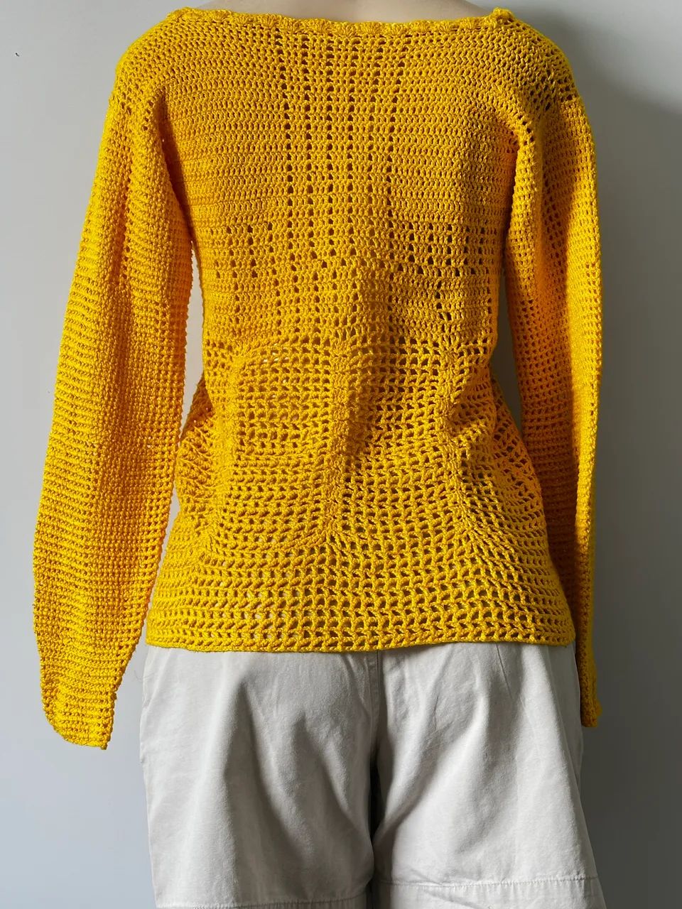 Blusa amarela de crochet  - Foto 5