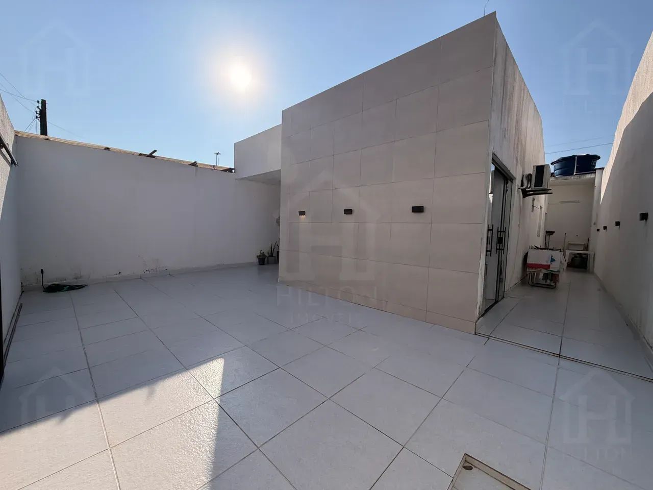 Casa reformada com suíte e closet no Recanto das Ilhas - Foto 2