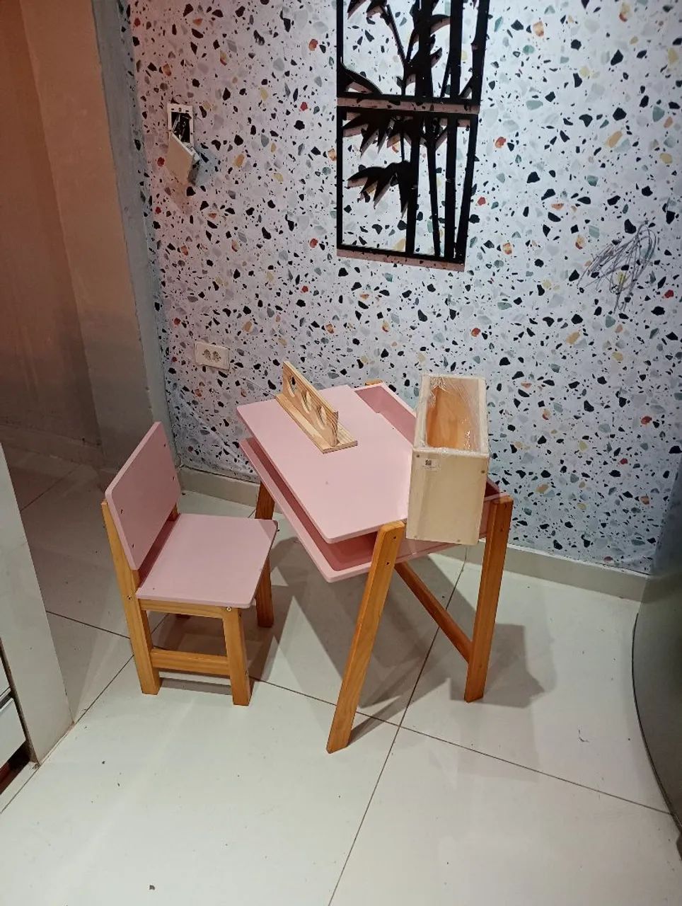 Kit infantil Escrivaninha Rosa Blush  - Foto 3