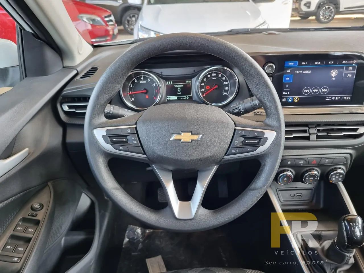 Chevrolet Onix Hatch 1.0 12V Flex Mec. 4P 2027 - Foto 4