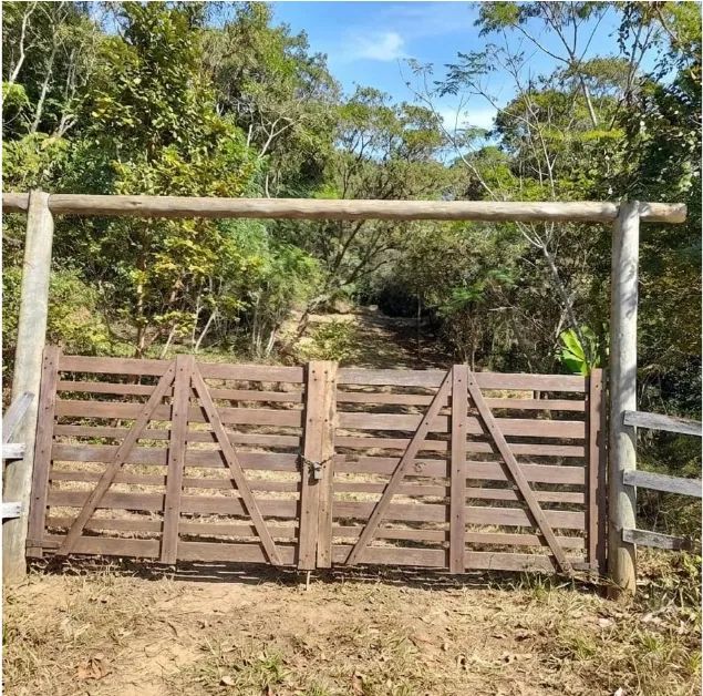 Chácara com 2.029 m2 - Moeda/MG - Cond. Alpes da Serra 
