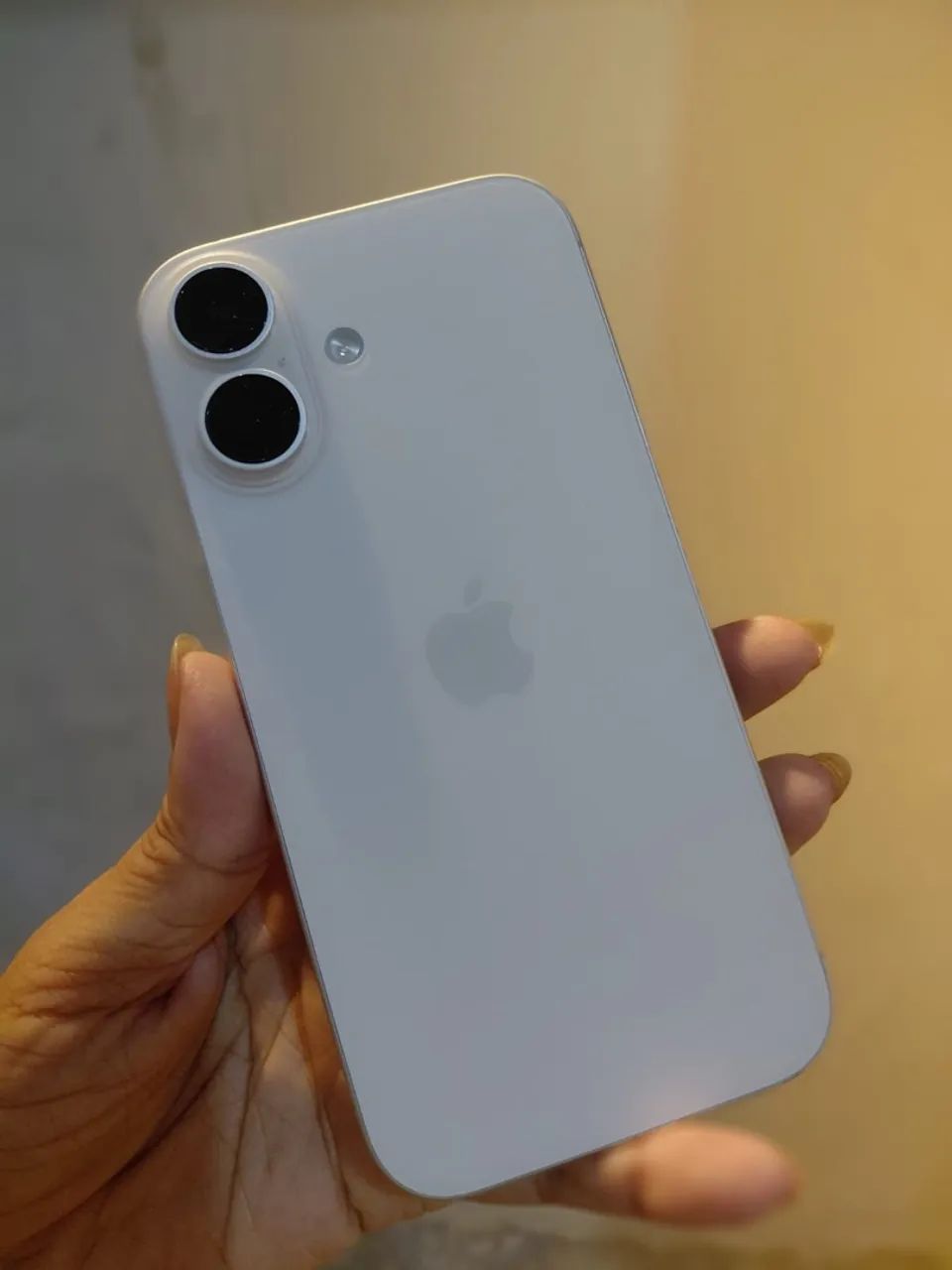 iPhone 16 Branco Novo - Foto 2